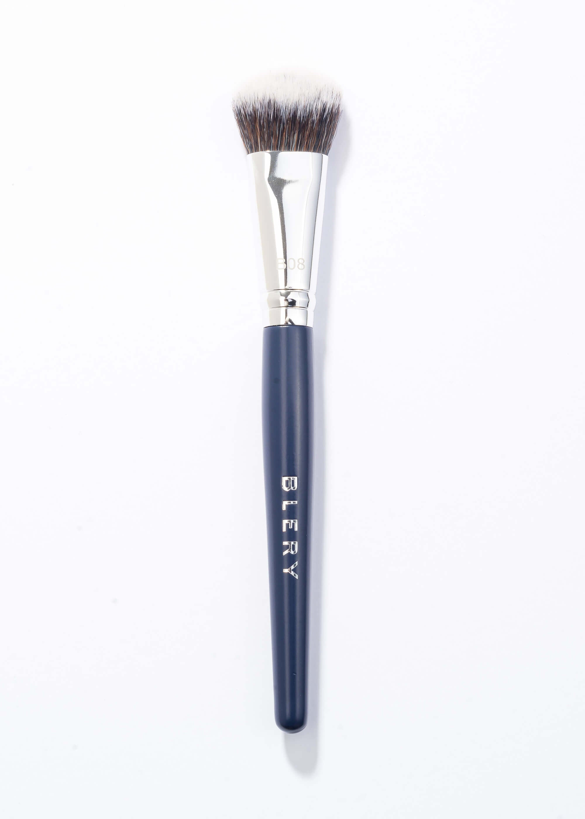 B08 Taklon – Small Contoured Foundation Pinsel