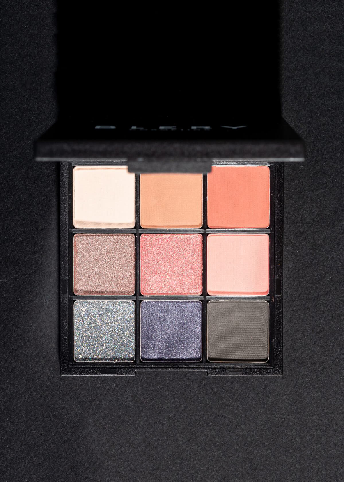 Black Shadow Palette